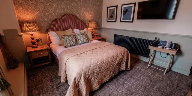 20240326 12455979 LB Ashford Arms rooms HDR websize