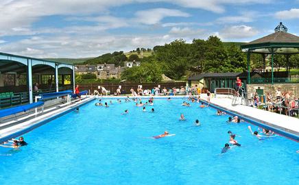 56 Hathersage pool 1314308996