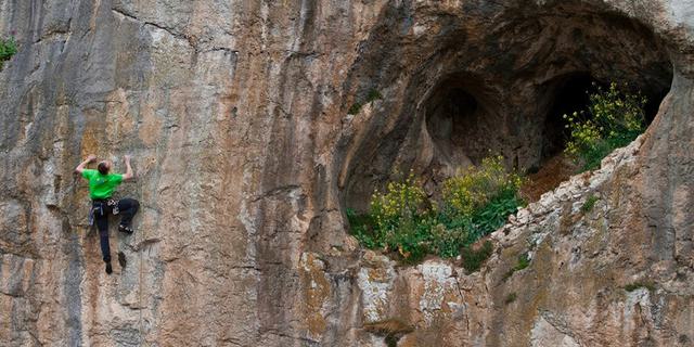 Home Page Rock Climbing 05 1286603176